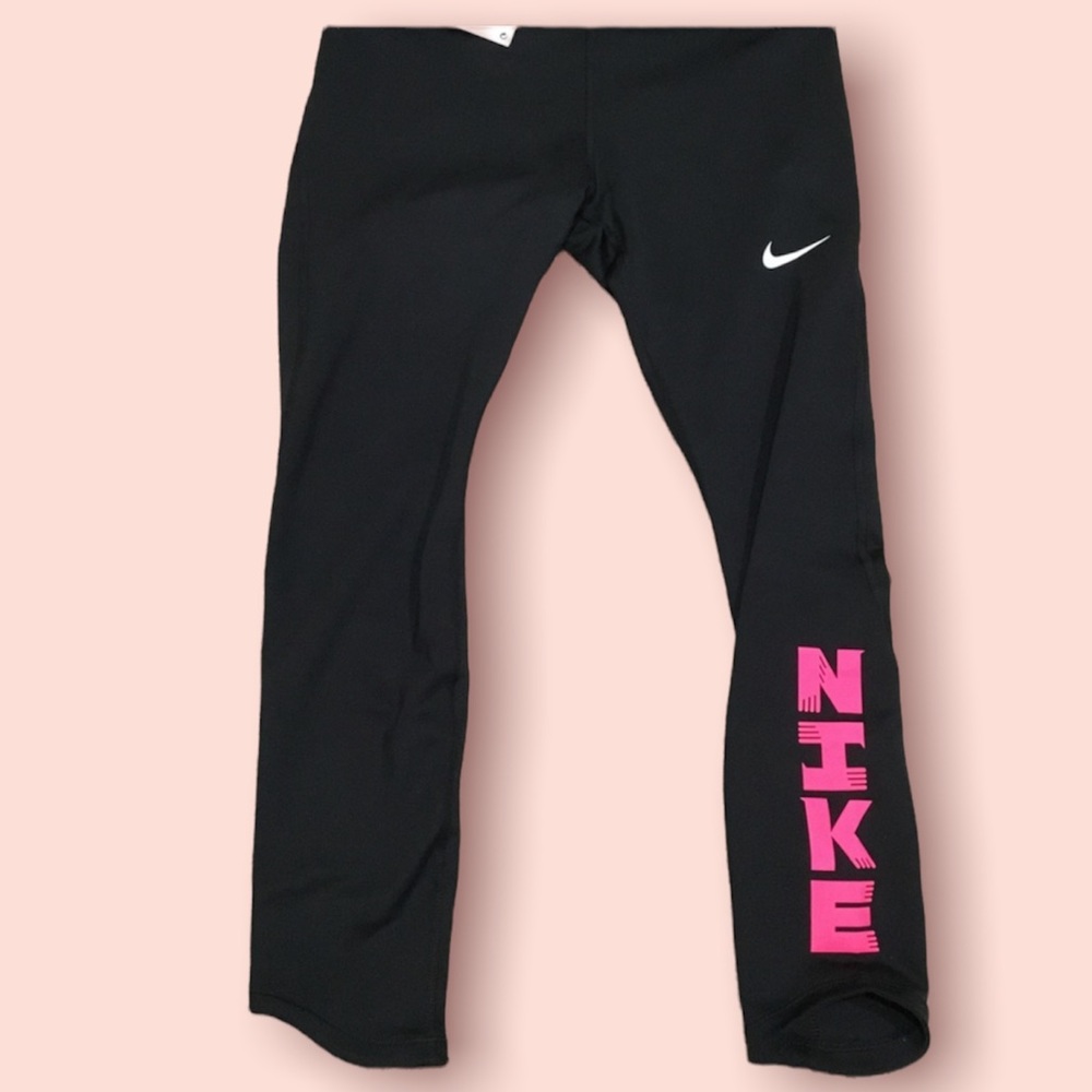 Nike Womens Thigh Fit Mid Rise Yoga Pants (Black)